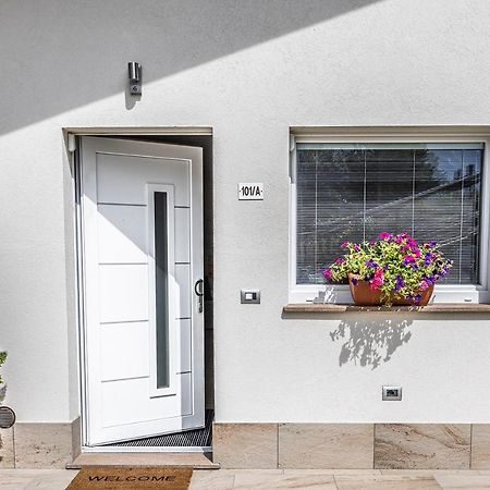 A&G Apartment Aosta - Elegante Casa 100 Mq Su Due Piani Con Wi-Fi-Giardino-Parcheggio Eksteriør bilde