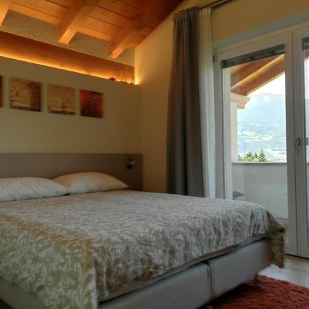 A&G Apartment Aosta - Elegante Casa 100 Mq Su Due Piani Con Wi-Fi-Giardino-Parcheggio Eksteriør bilde