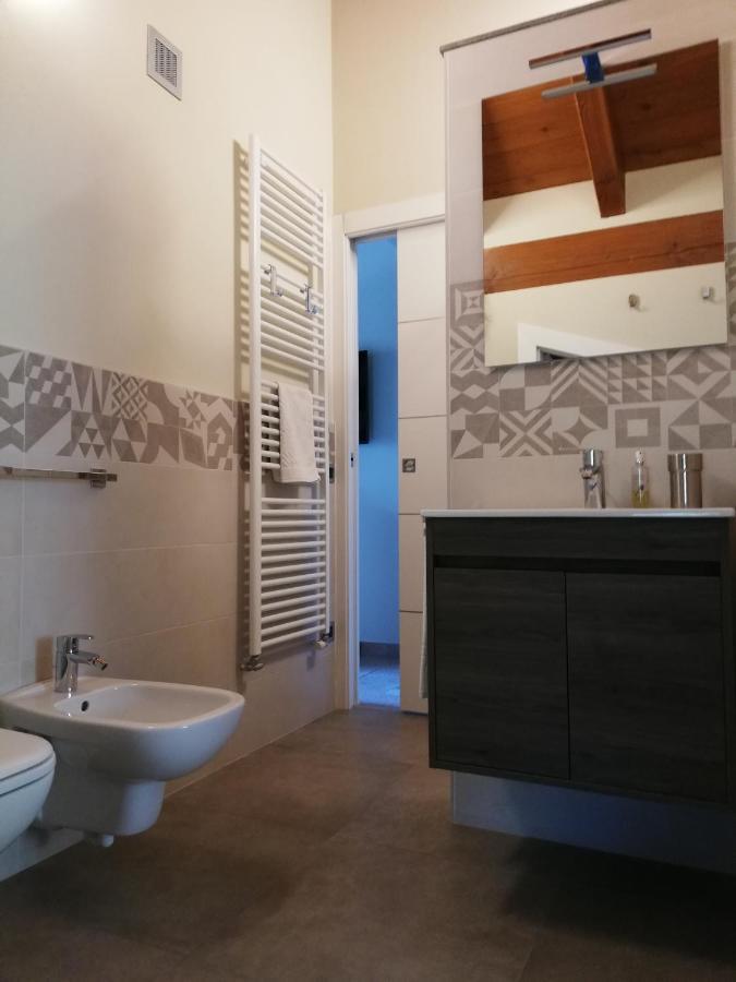 A&G Apartment Aosta - Elegante Casa 100 Mq Su Due Piani Con Wi-Fi-Giardino-Parcheggio Eksteriør bilde