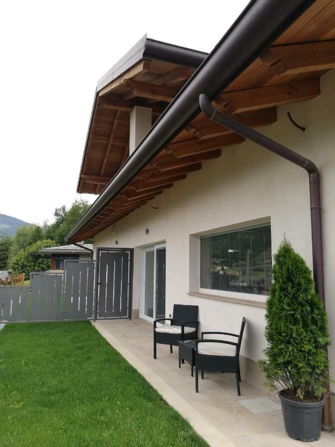 A&G Apartment Aosta - Elegante Casa 100 Mq Su Due Piani Con Wi-Fi-Giardino-Parcheggio Eksteriør bilde